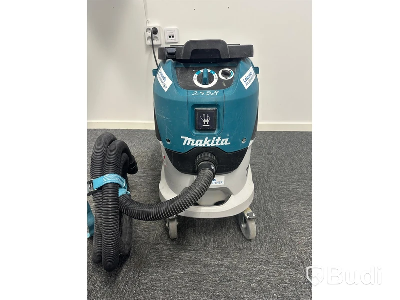 Dammsugare Makita VC4210L