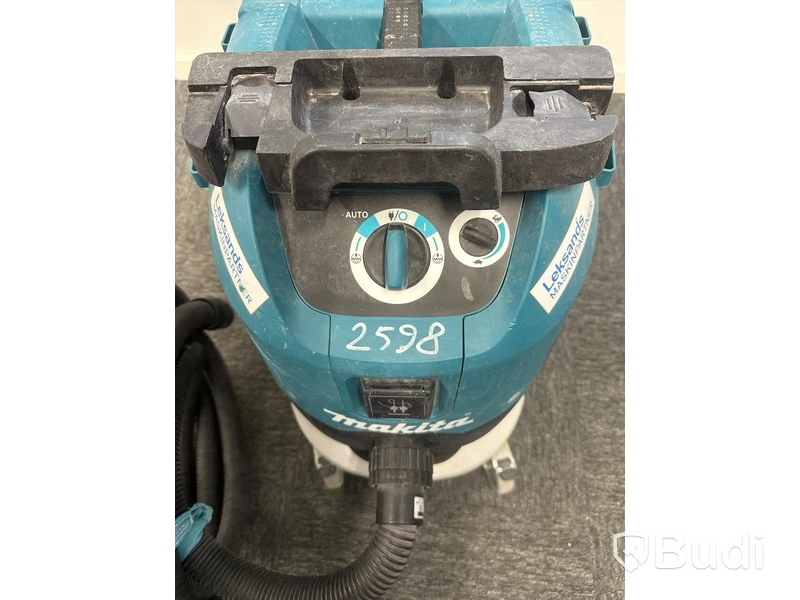 Dammsugare Makita VC4210L