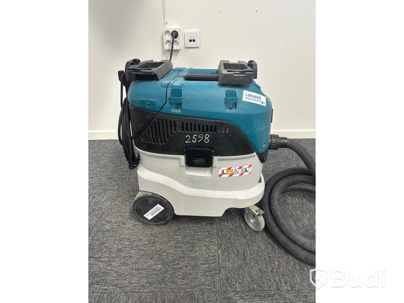 Dammsugare Makita VC4210L