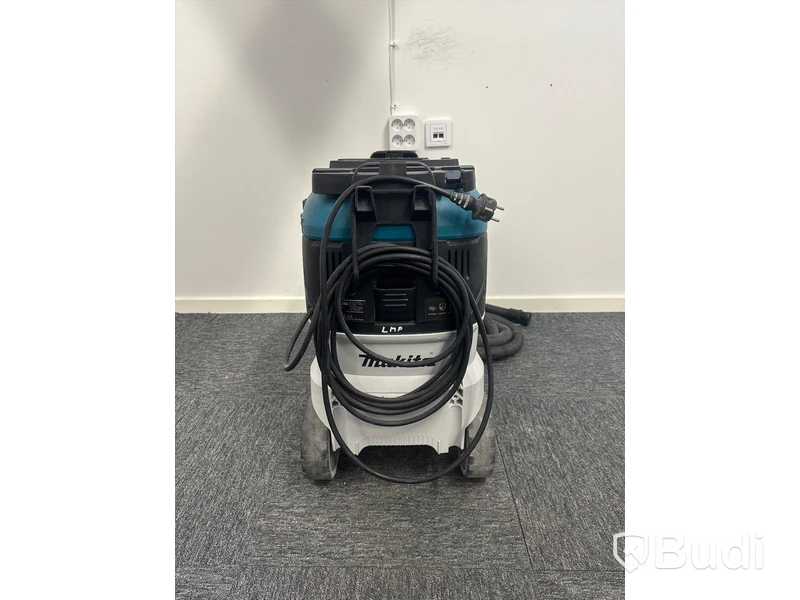 Dammsugare Makita VC4210L