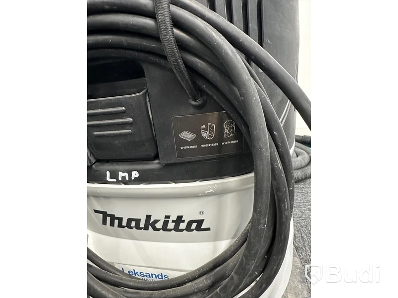 Dammsugare Makita VC4210L