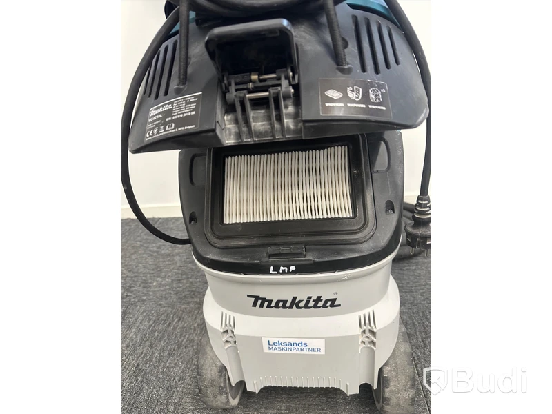 Dammsugare Makita VC4210L