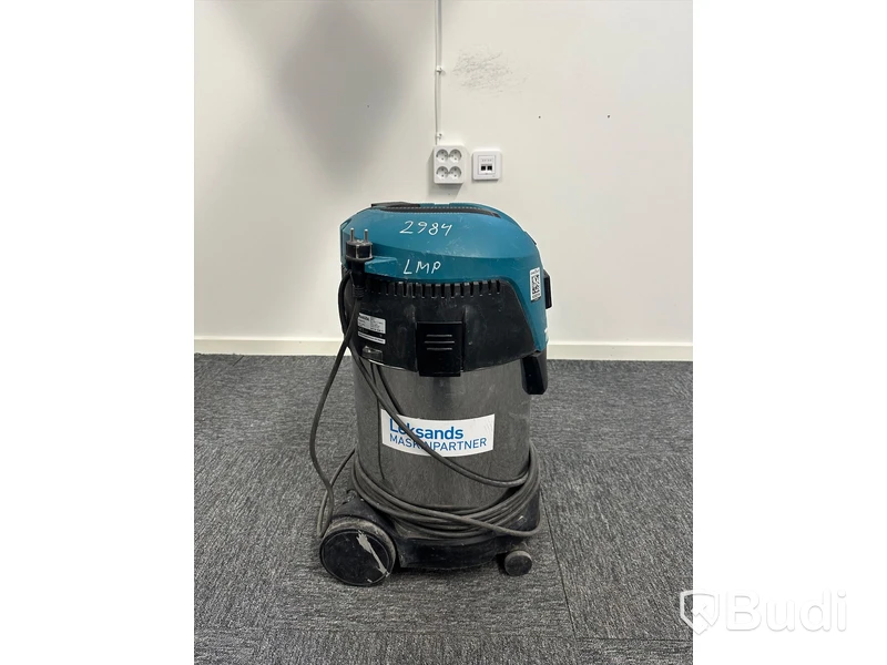 Dammsugare Makita VC3011L