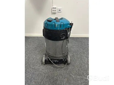 Dammsugare Makita VC3011L