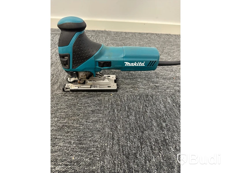 Sticksåg Makita 4351FCT