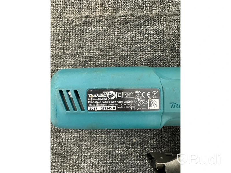 Sticksåg Makita 4351FCT