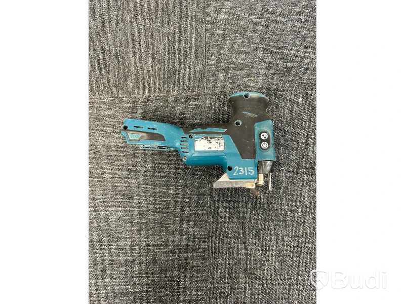 Cirkelsåg makita DHS630 & Sticksåg Makita DJV181