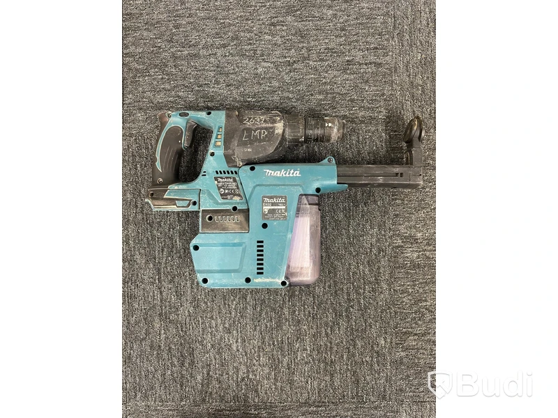 Kombihammare Makita DHR243 & dammsamlare Makita DX02