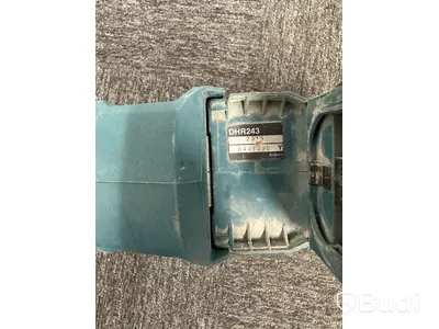 Kombihammare Makita DHR243 & dammsamlare Makita DX02
