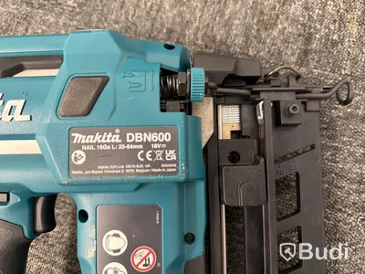 Dyckertpistol Makita DBN600ZJ, ink laddare & batteri