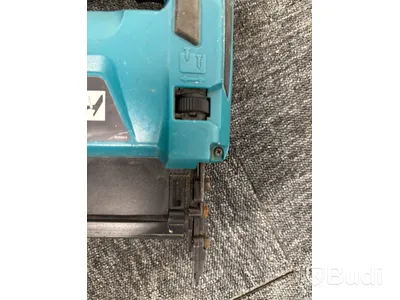 Skruvautomat Makita DFR550, dyckertpistol Makita DBN500