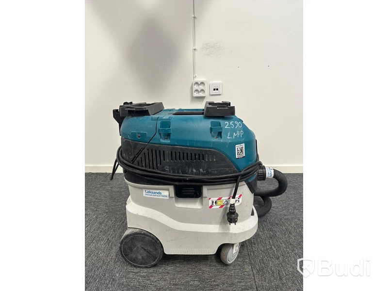 Dammsugare Makita VC4210M