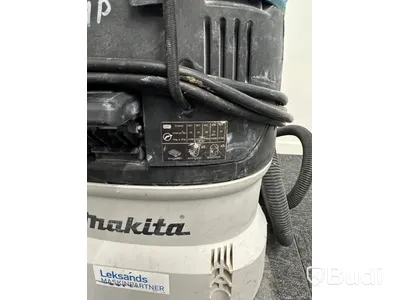 Dammsugare Makita VC4210M