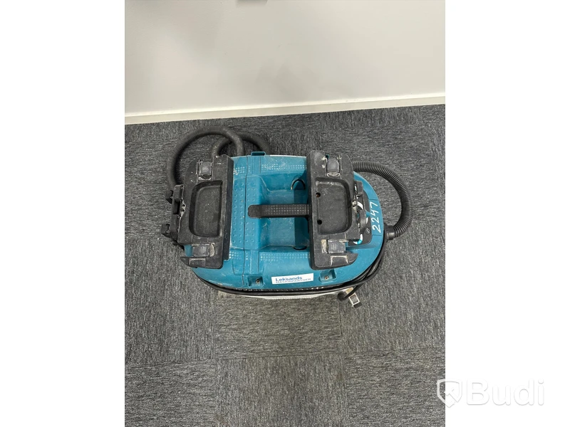 Dammsugare Makita VC4210M