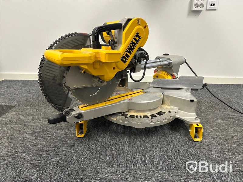 Kap & gersåg Dewalt DWS727 & sågbord DE7023