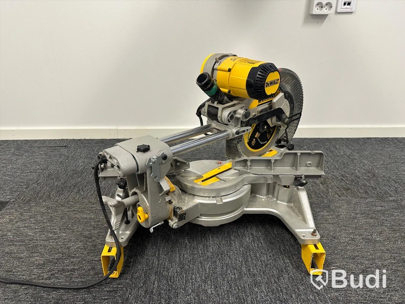 Kap & gersåg Dewalt DWS727 & sågbord DE7023