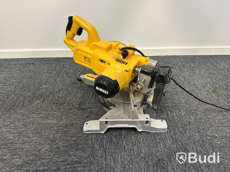Kap & gersåg DeWalt DWS 777
