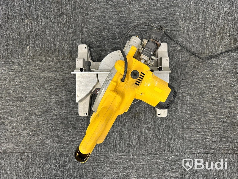 Kap & gersåg DeWalt DWS 777