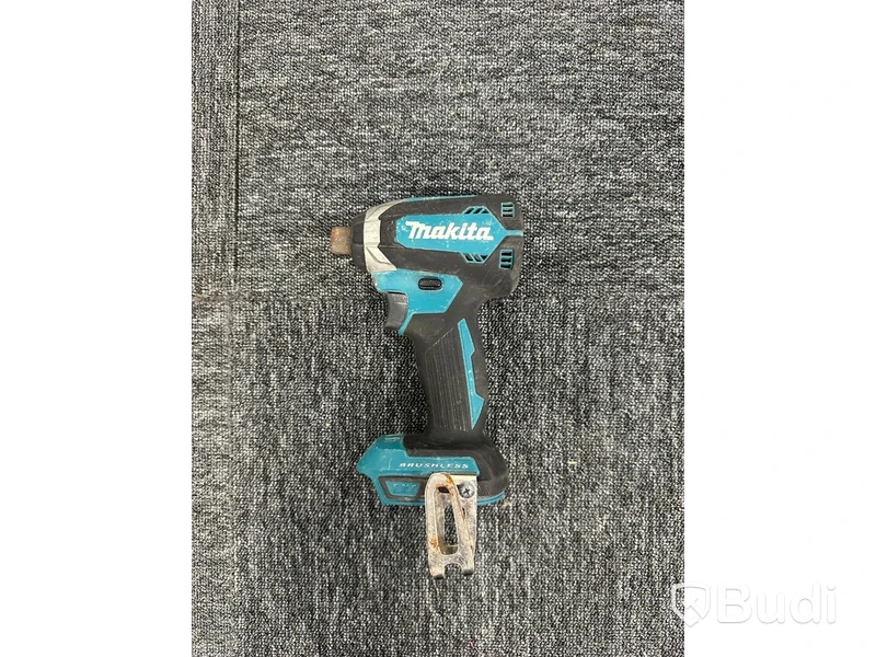 Slagskruvdragare Makita DTD153 och skruvdragare DDF484