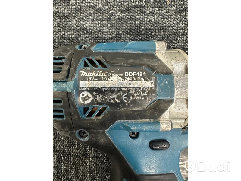 Slagskruvdragare Makita DTD153 och skruvdragare DDF484