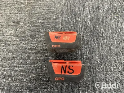 Laddare och 5st batterier Hilti