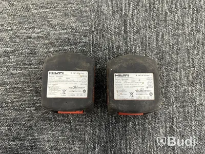 Laddare och 5st batterier Hilti