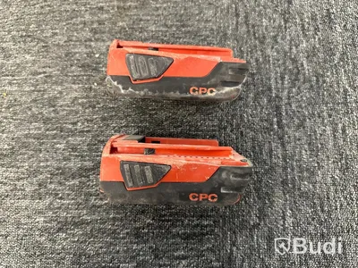 Laddare och 5st batterier Hilti