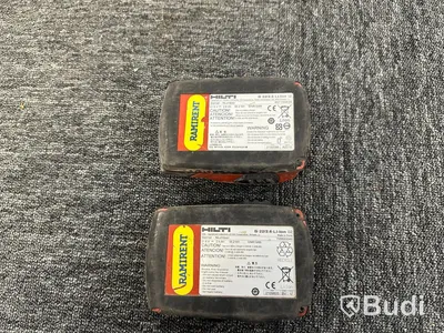 Laddare och 5st batterier Hilti