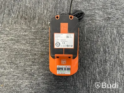 Laddare och 18V batteri Fein