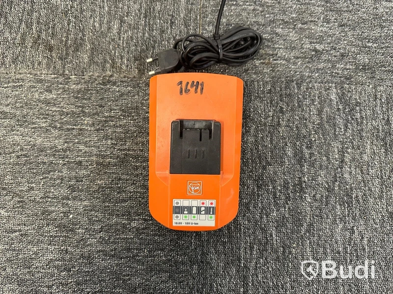 Laddare och 18V batteri Fein