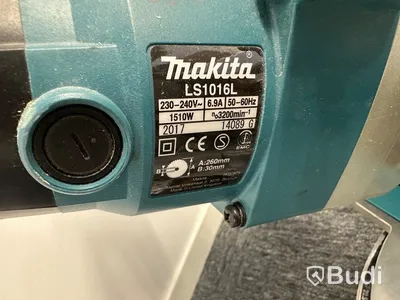 Kap- och gersåg Makita LS1016L, monteringsbyglar Dewalt DE7025-XJ och stativ Dewalt DE7023-XJ