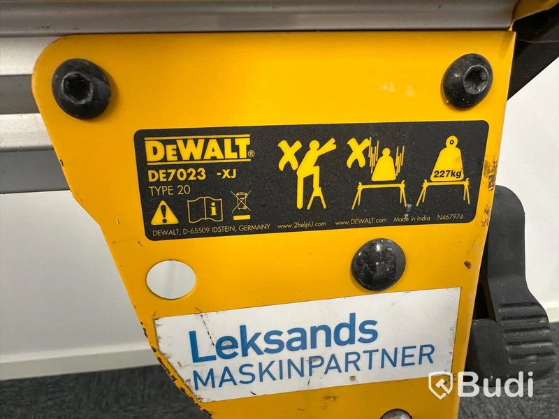 Kap- och gersåg Makita LS1016L, monteringsbyglar Dewalt DE7025-XJ och stativ Dewalt DE7023-XJ