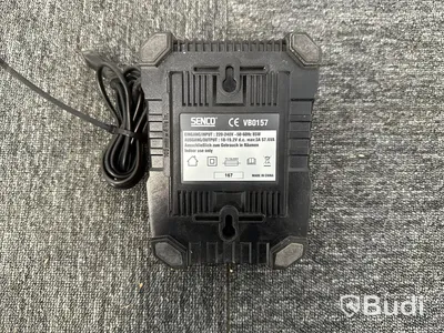 Batteriladdare Senco och 2st 18V litiumjonbatterier Senco