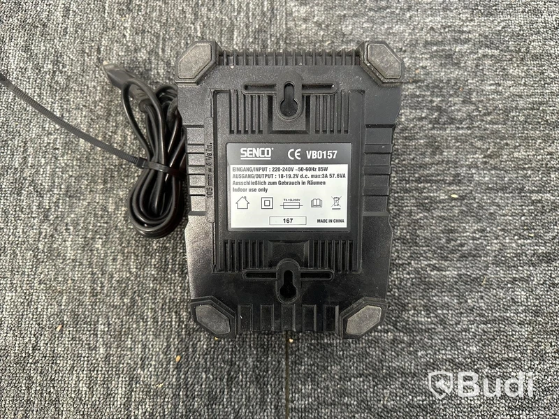Batteriladdare Senco och 2st 18V litiumjonbatterier Senco