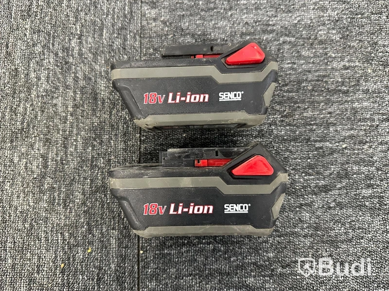 Batteriladdare Senco och 2st 18V litiumjonbatterier Senco