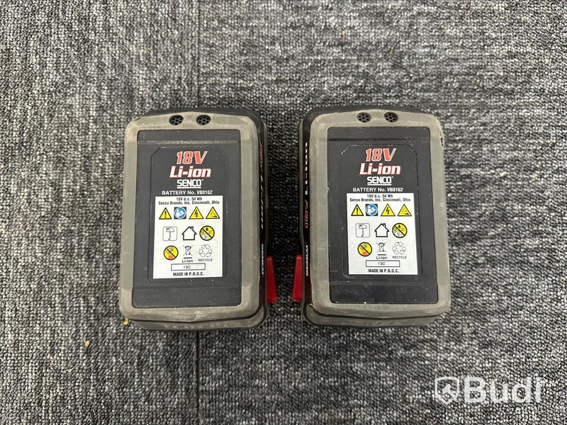 Batteriladdare Senco och 2st 18V litiumjonbatterier Senco