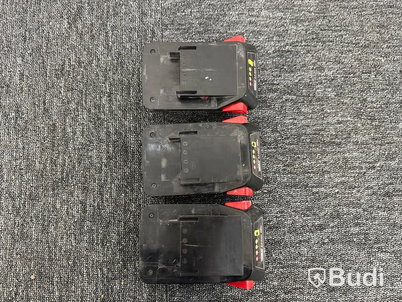 Batteriladdare Senco och 3st 18V litiumjonbatterier Senco