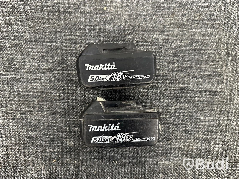 Sänksåg Makita DSP600, batteriladdare Makita DC18RCT och 3st 18V litiumjonbatterier Makita BL1830