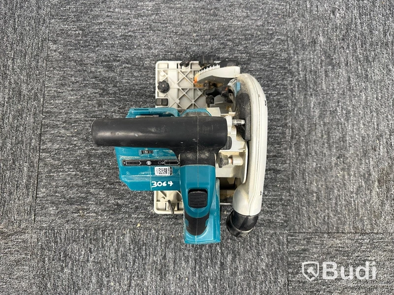 Sänksåg Makita DSP600, batteriladdare Makita DC18RCT och 3st 18V litiumjonbatterier Makita BL1830