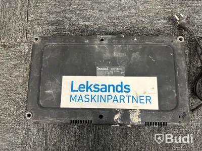 Kombihammare Makita DHR243 och slagskruvdragare Makita DTD153 med 2st 18V batterier och dubbelladdare
