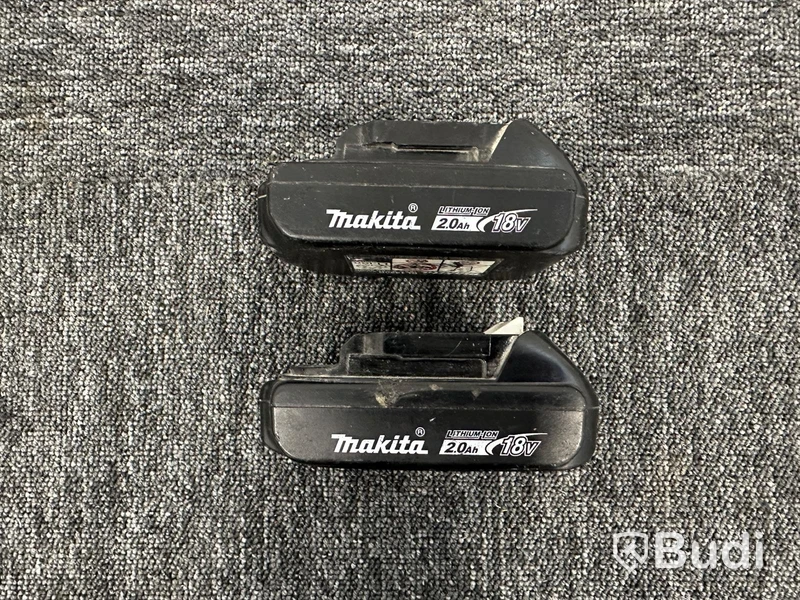 Kombihammare Makita DHR243 och slagskruvdragare Makita DTD153 med 2st 18V batterier och dubbelladdare