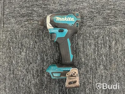 Kombihammare Makita DHR243 och slagskruvdragare Makita DTD153 med 2st 18V batterier och dubbelladdare