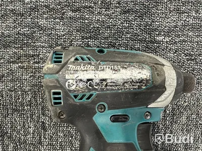 Kombihammare Makita DHR243 och slagskruvdragare Makita DTD153 med 2st 18V batterier och dubbelladdare