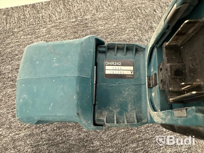 Kombihammare Makita DHR243 med dammutsug Makita DX06