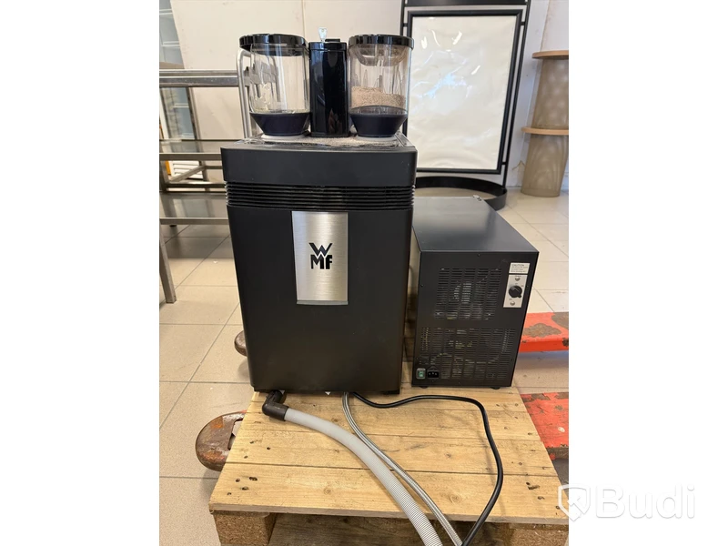 WMF 1500S Automatisk kaffemaskin med mjölkkyl