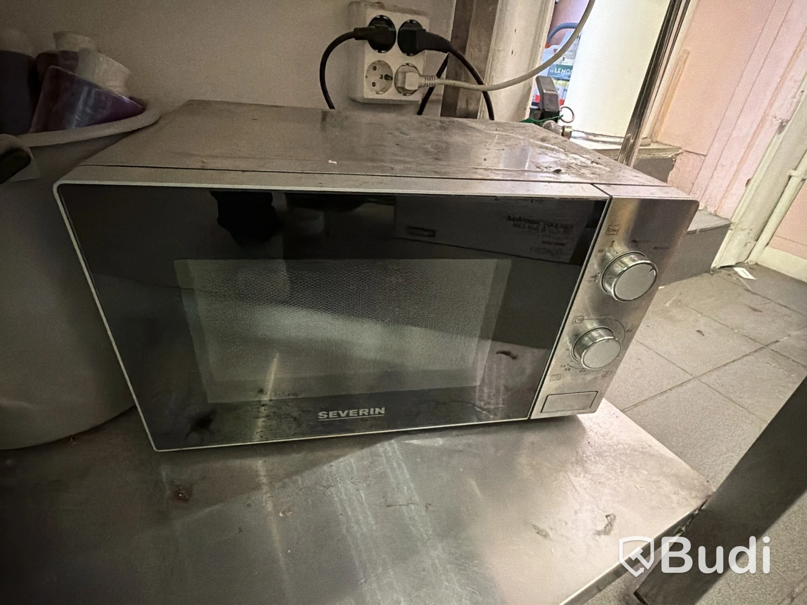 Severin microwave oven