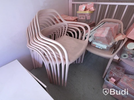10 st Staplingsbara stolar i rosa plast