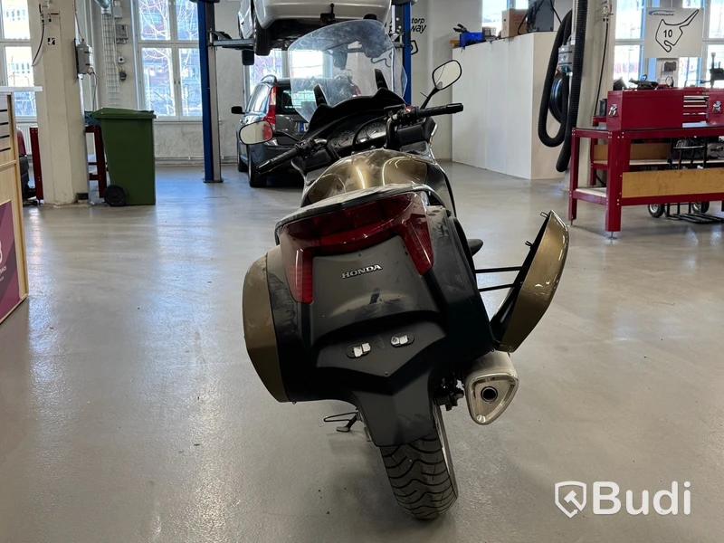 Motorcykel Honda Deauville -2006 | Reparationsobjekt