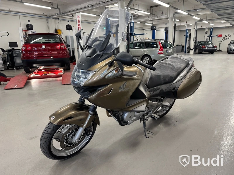 Motorcykel Honda Deauville -2006 | Reparationsobjekt