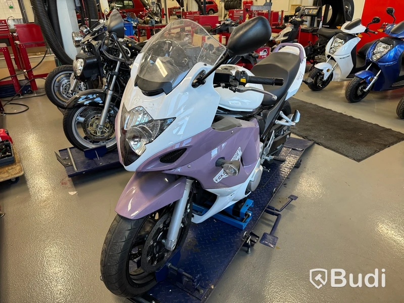 Motorcykel Suzuki GSX 650 F -2008 | Reparationsobjekt
